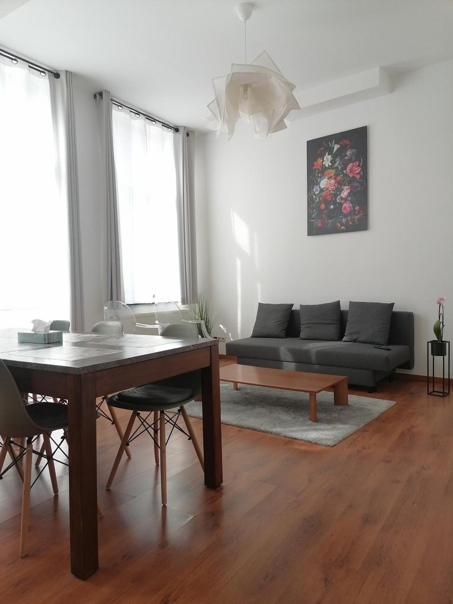 Claude'S Apartment - European Quarter Bruksela Zewnętrze zdjęcie